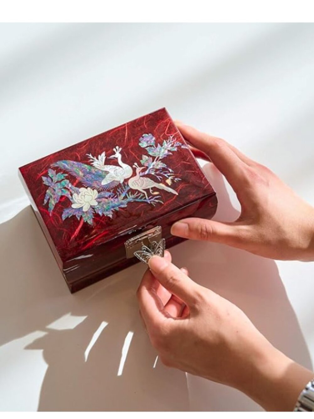MADDesign Mother of Pearl Lacquered Jewelry Music Ring Box Peacock Red